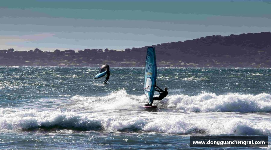 挑战自我，绽放光芒！